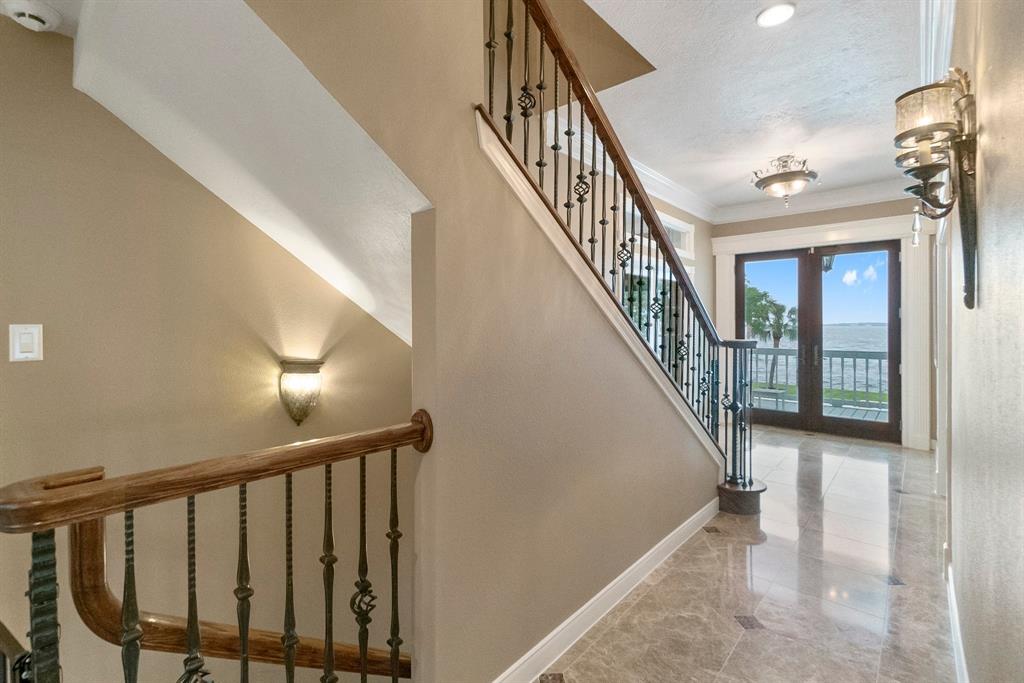 1133 River Road