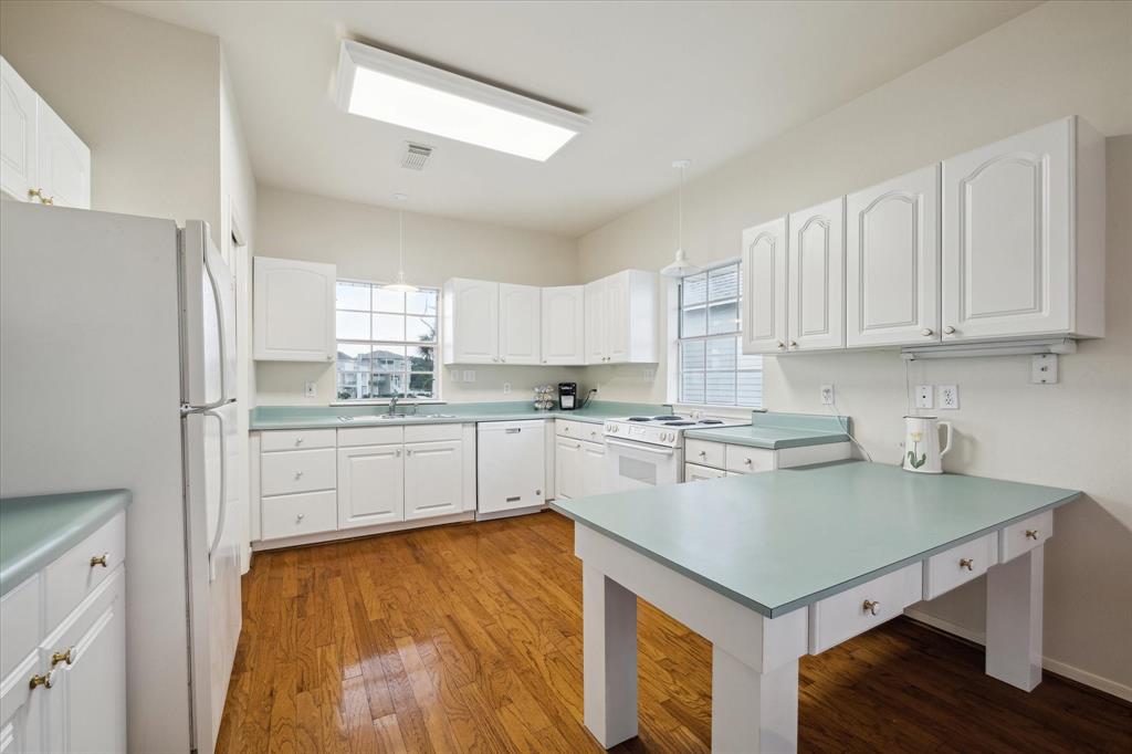13303 Binnacle Way