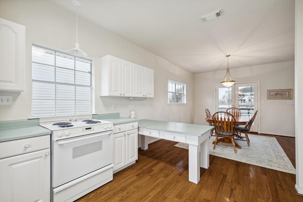 13303 Binnacle Way