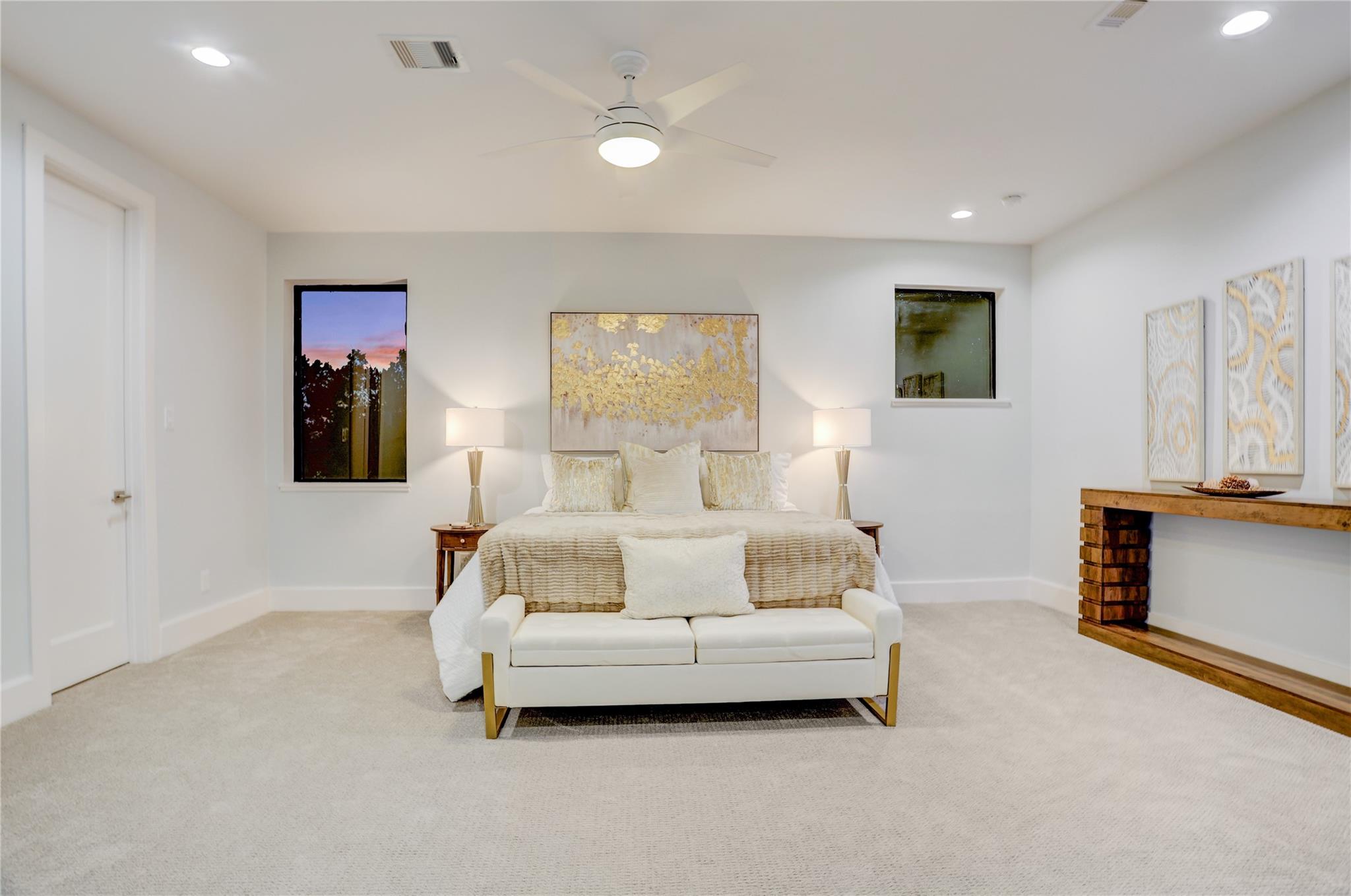 6903 Schiller Street