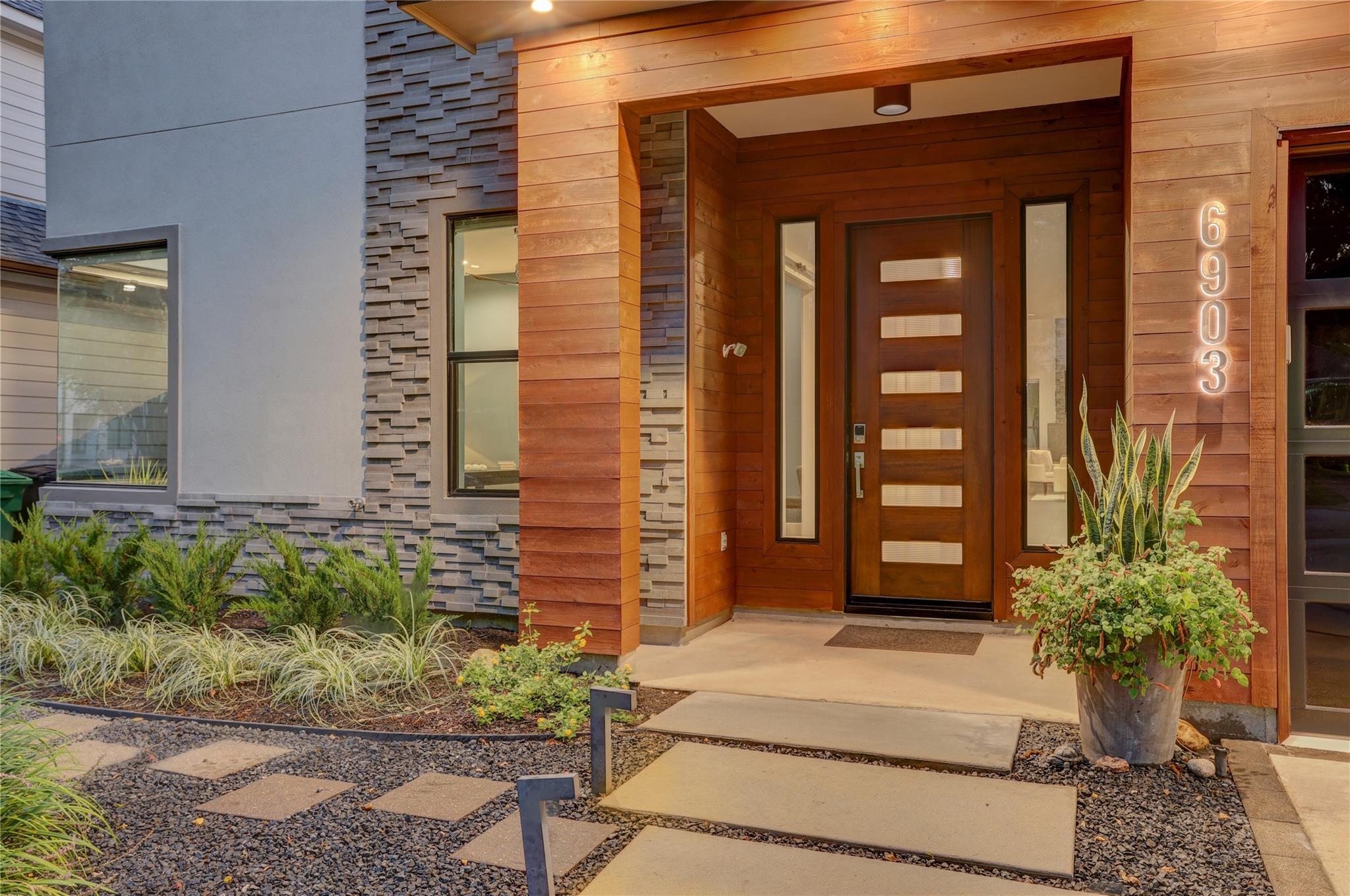 6903 Schiller Street