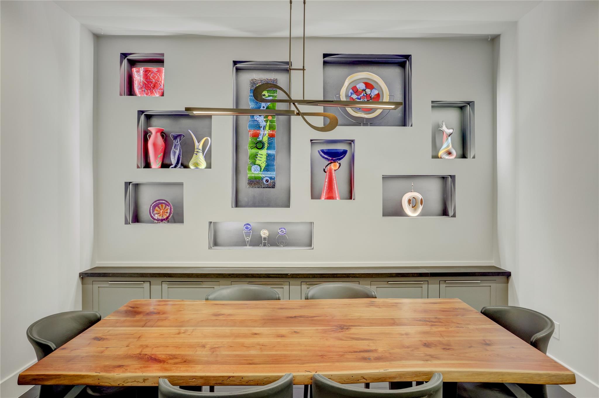 6903 Schiller Street