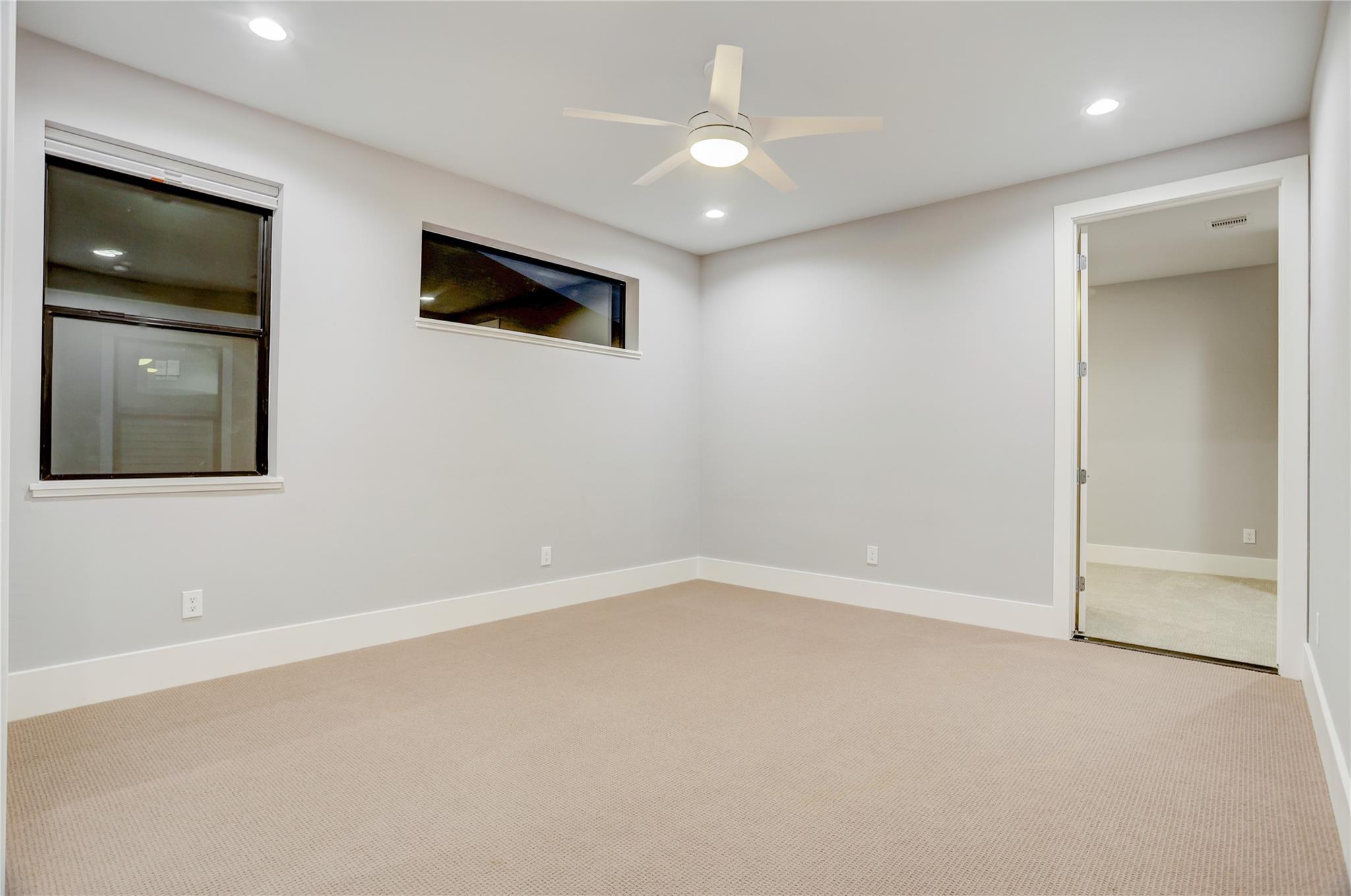 6903 Schiller Street