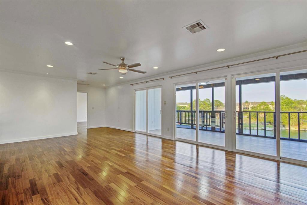 2522 Baycrest Drive
