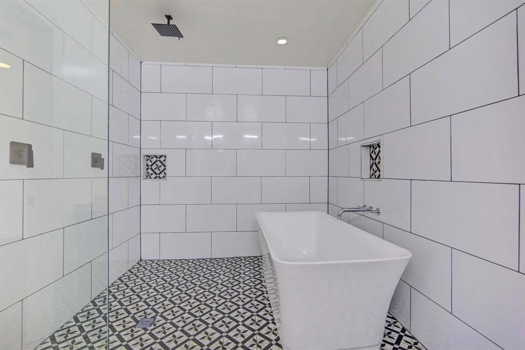 2522 Baycrest Drive
