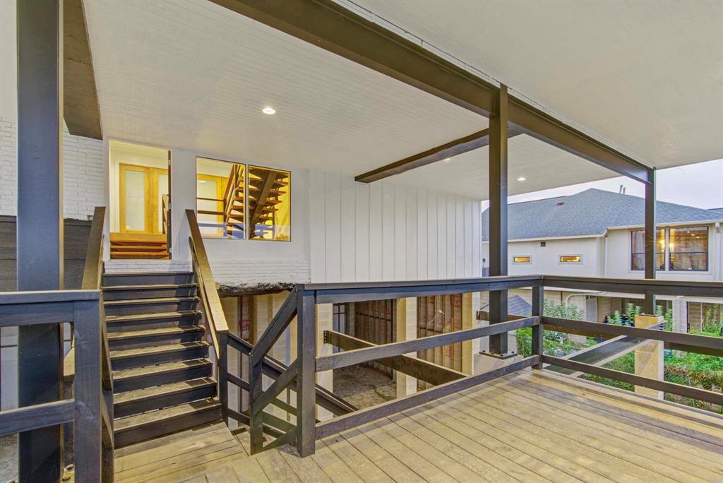 2522 Baycrest Drive