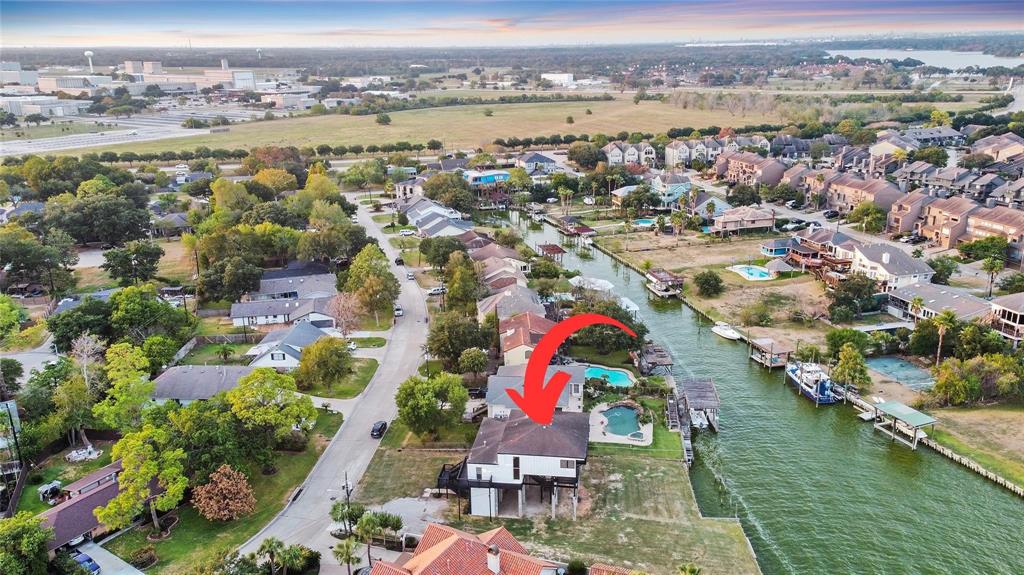 2522 Baycrest Drive