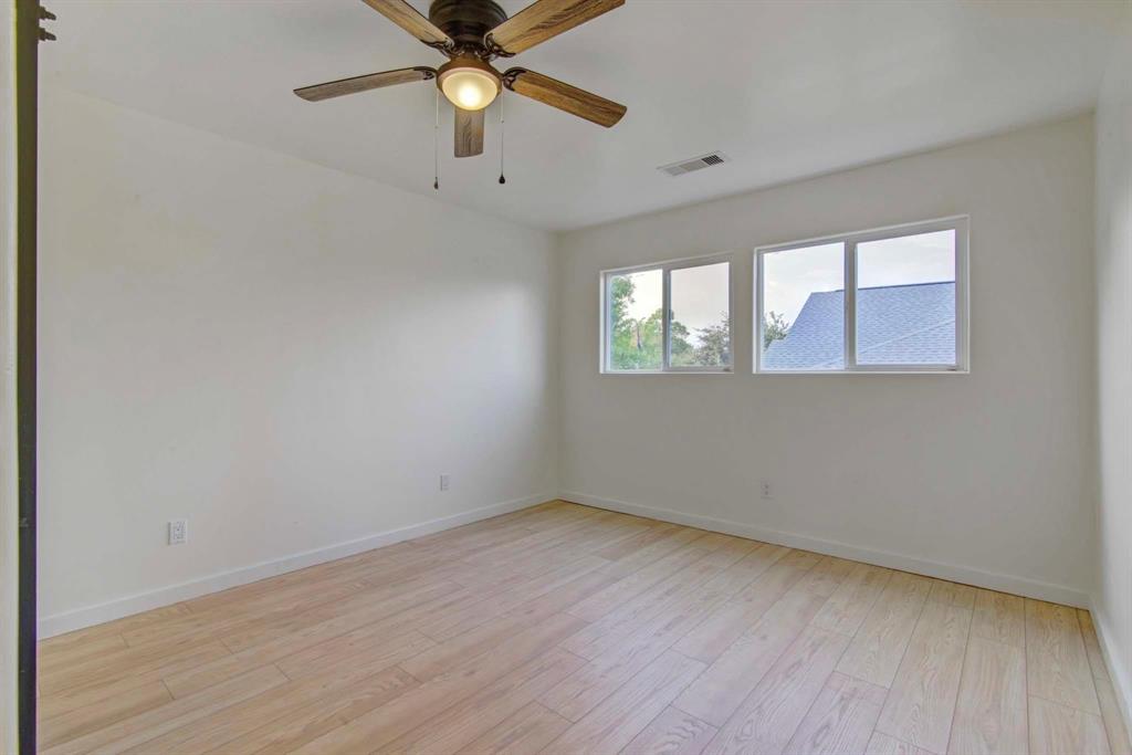2522 Baycrest Drive