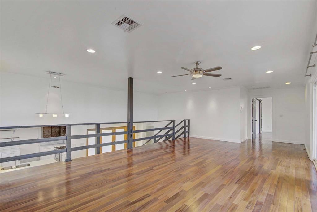 2522 Baycrest Drive