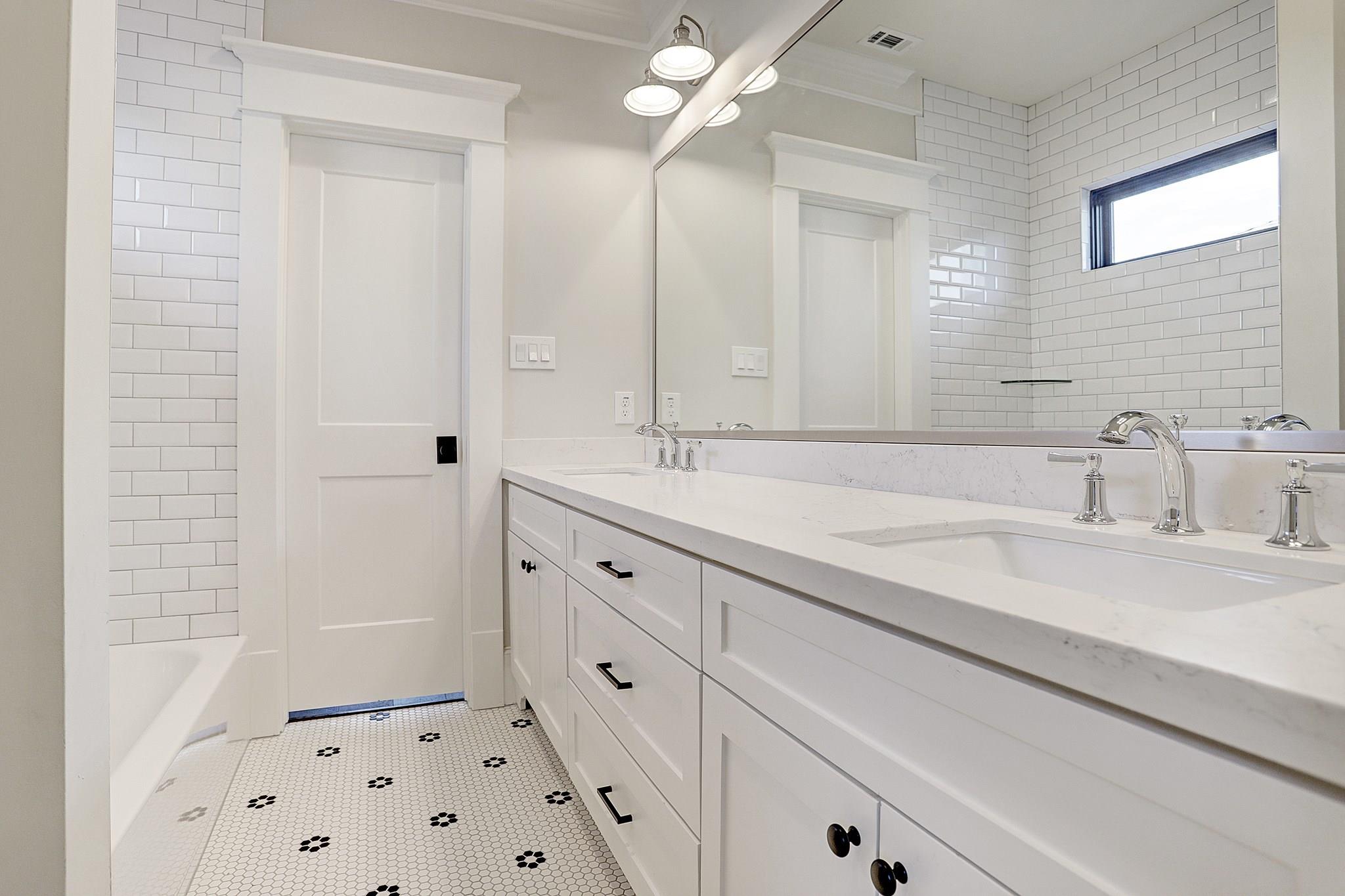 1901 Bradshaw Street