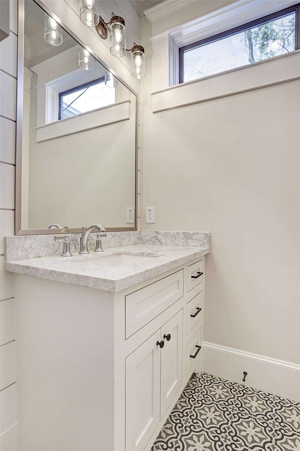 1901 Bradshaw Street