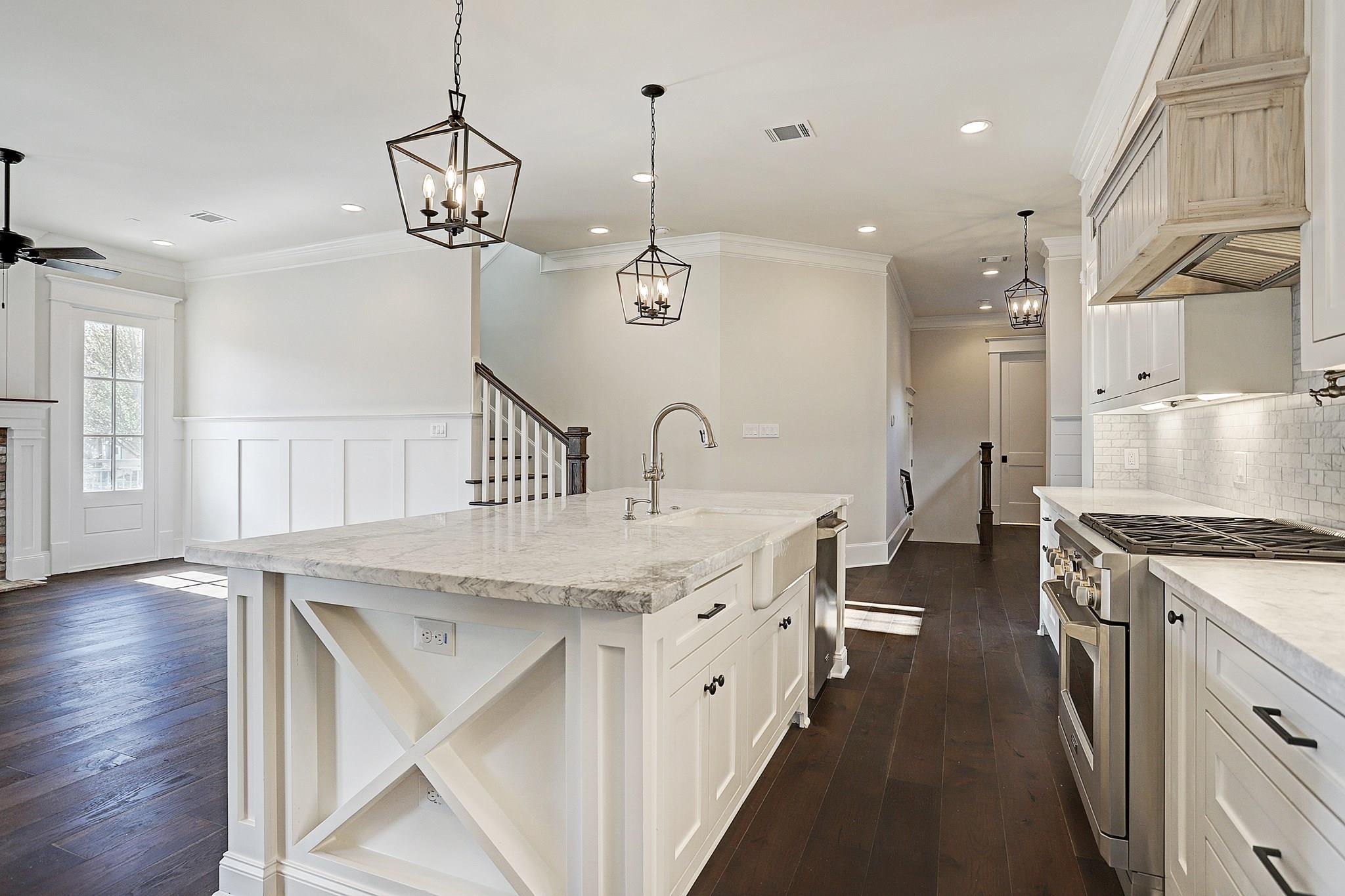 1901 Bradshaw Street