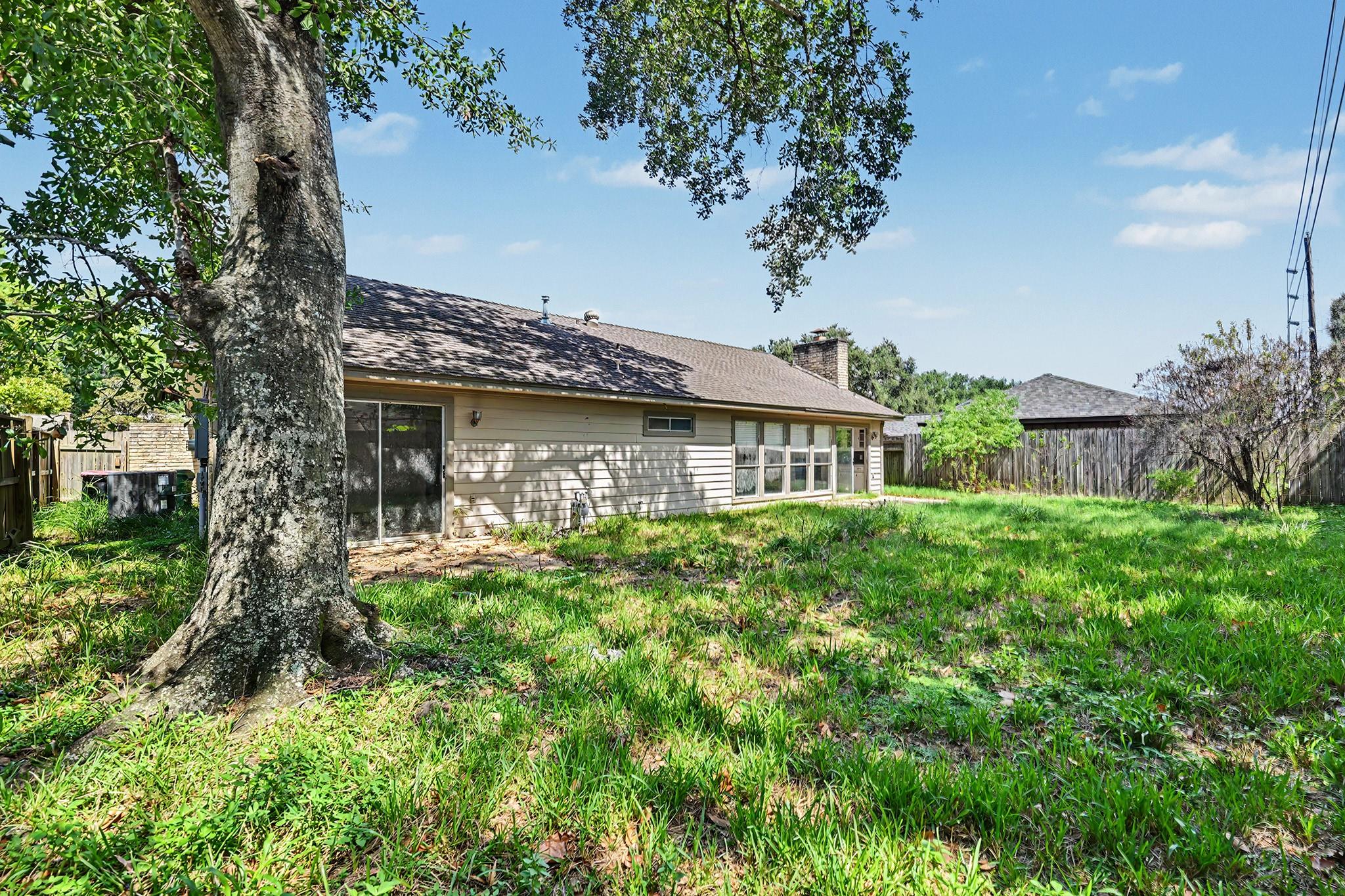 22527 Indian Ridge Drive