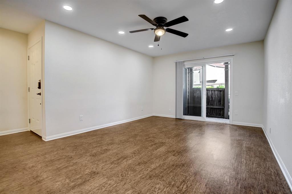 1860 White Oak Drive # 387