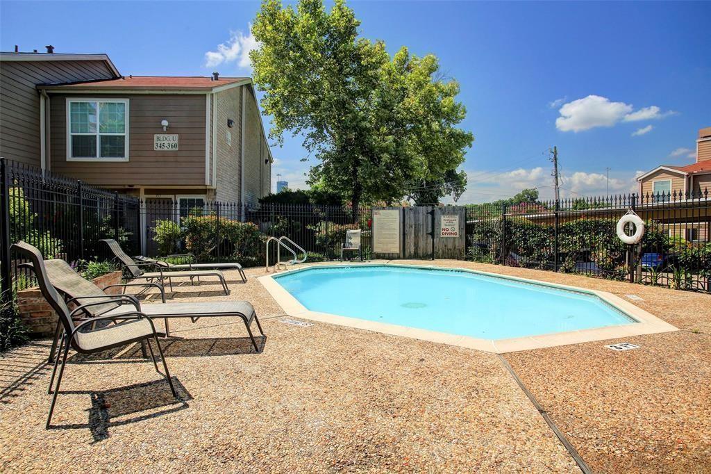 1860 White Oak Drive # 387