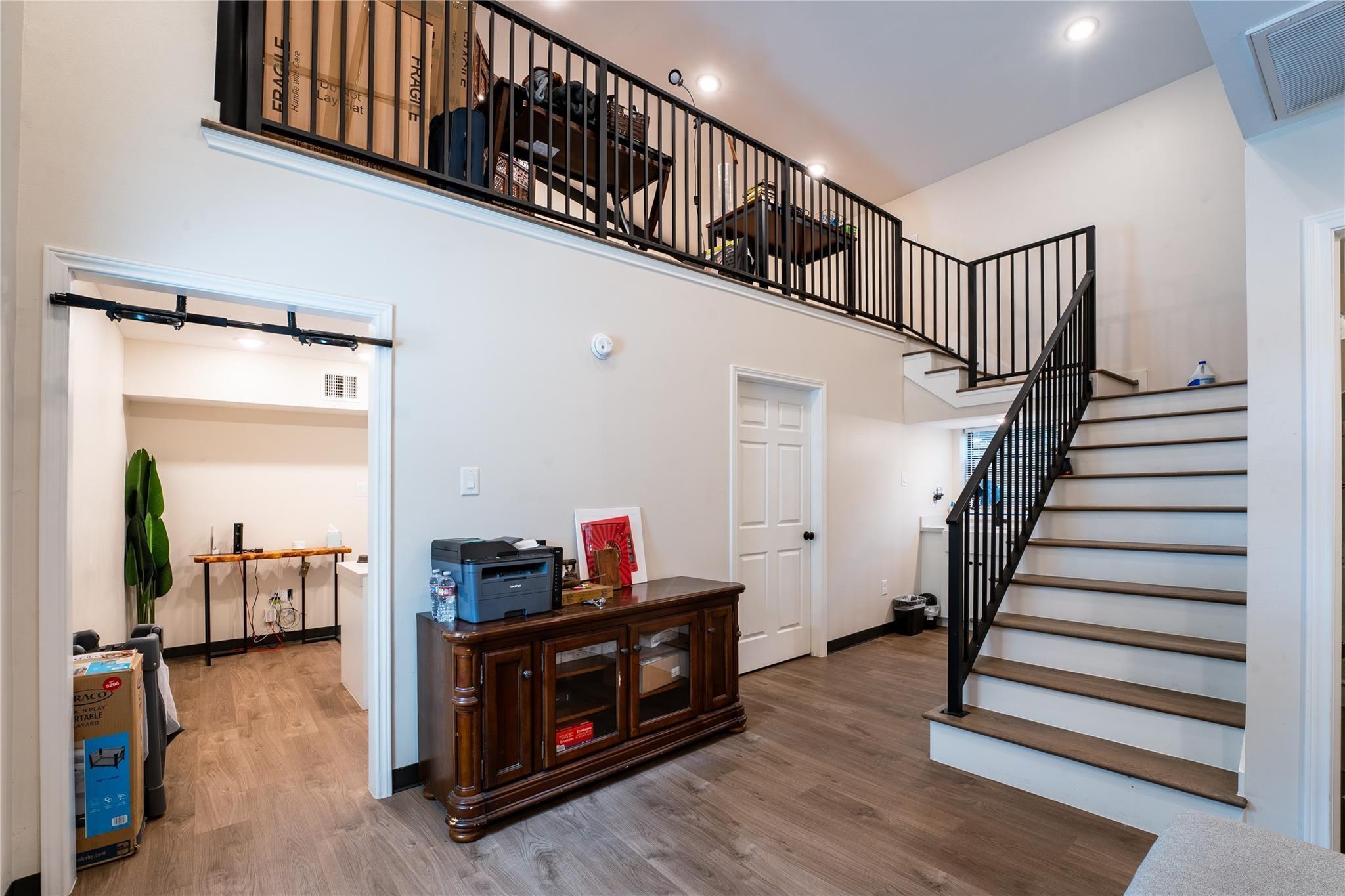 9305 Emnora Lane