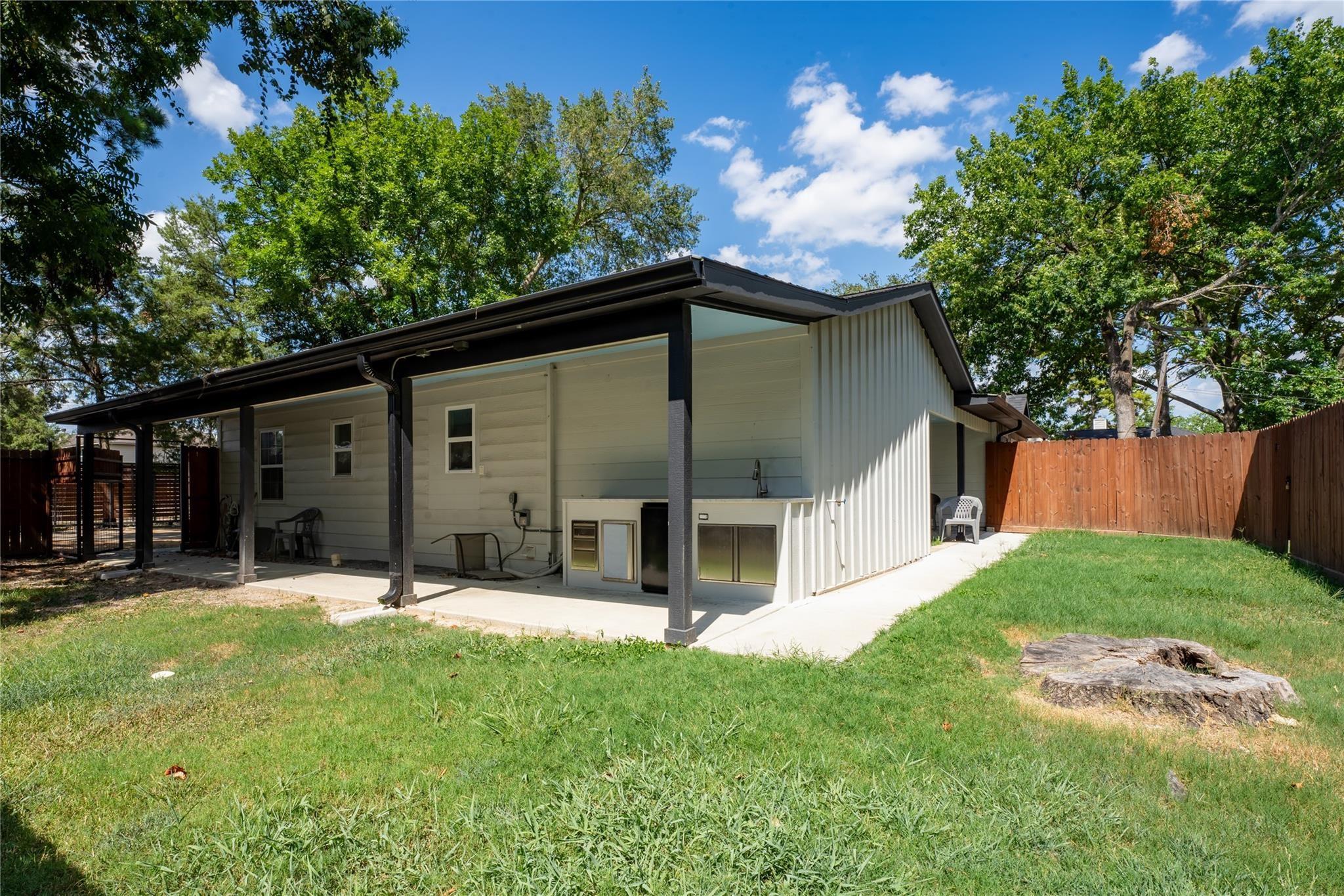 9305 Emnora Lane
