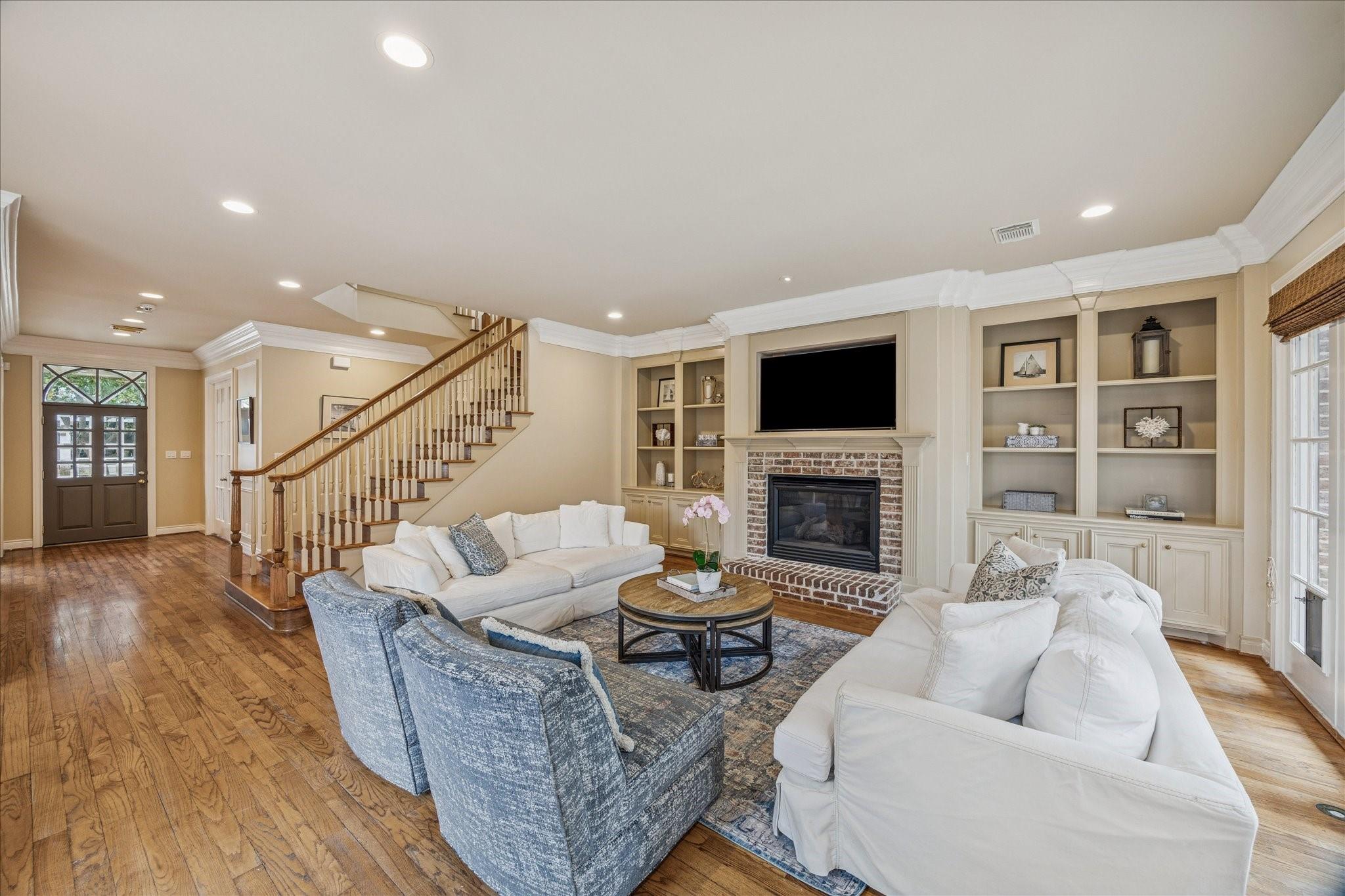 4225 Emory Avenue