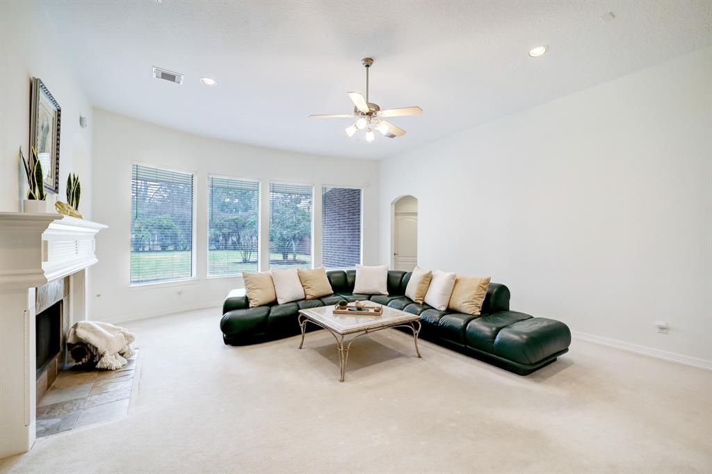 3114 Waters Lake Bend