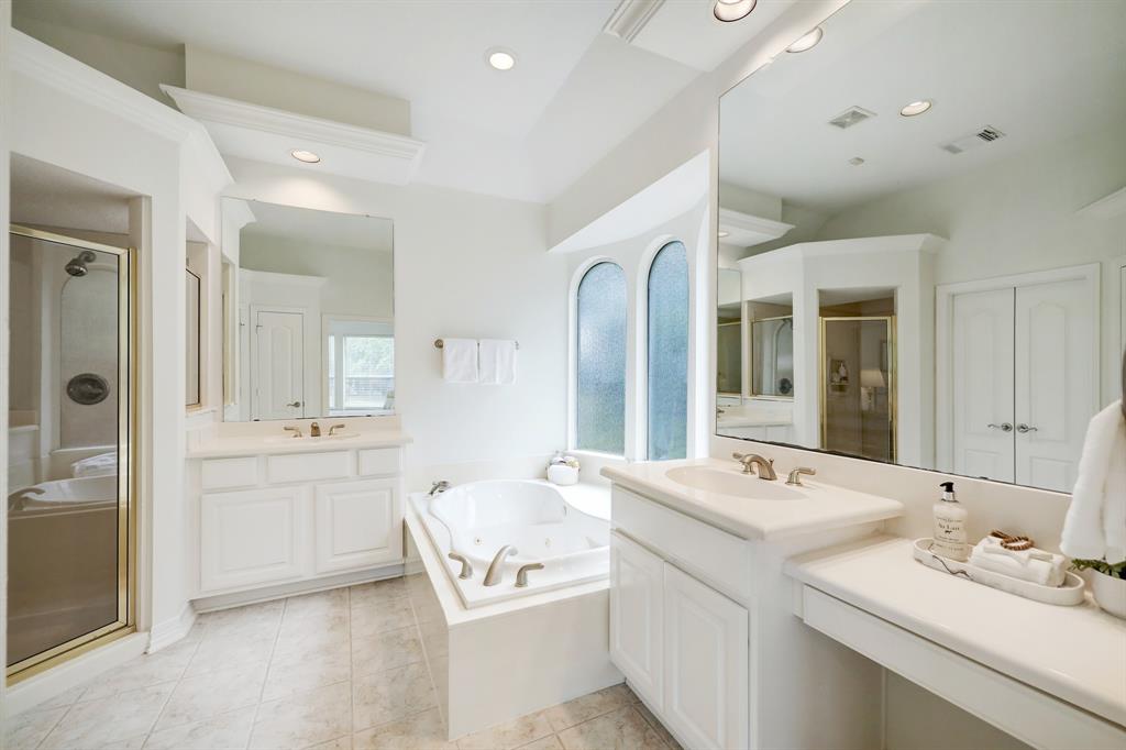 3114 Waters Lake Bend