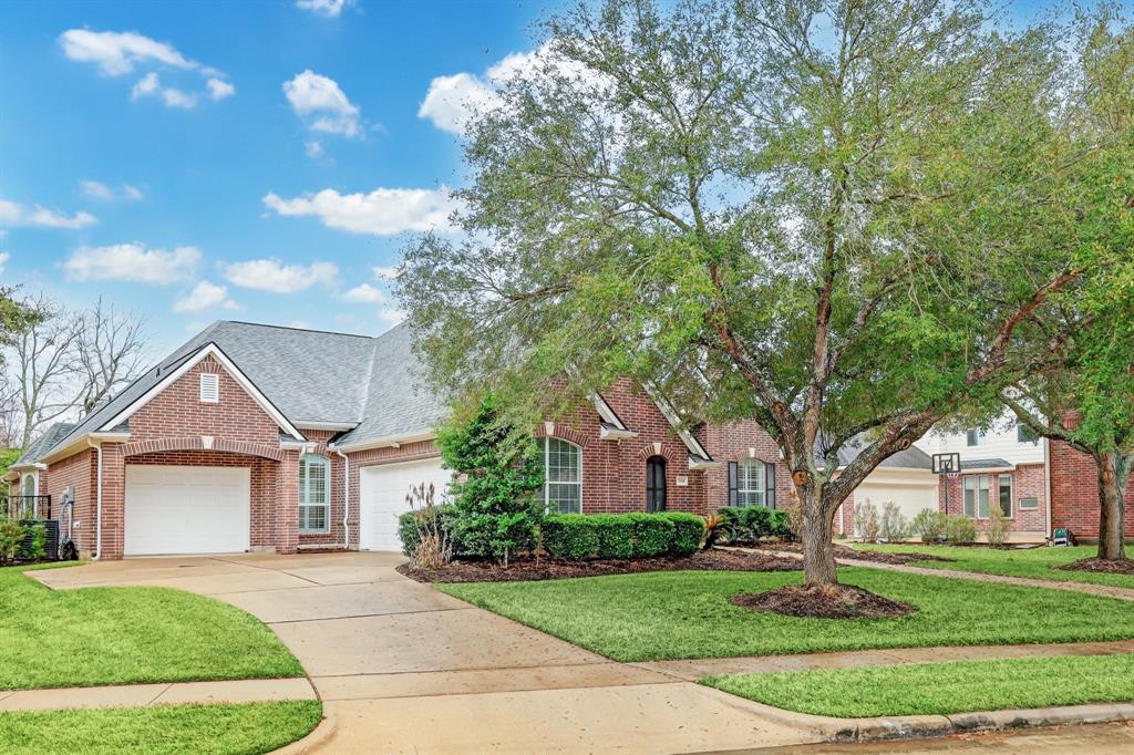 3114 Waters Lake Bend