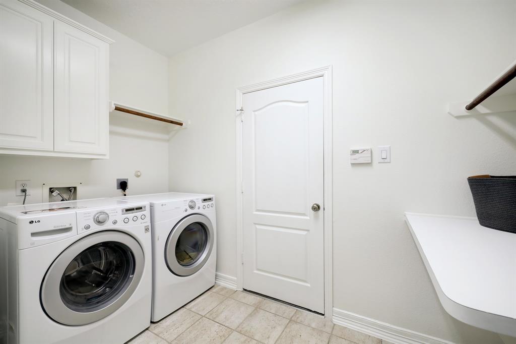 3114 Waters Lake Bend