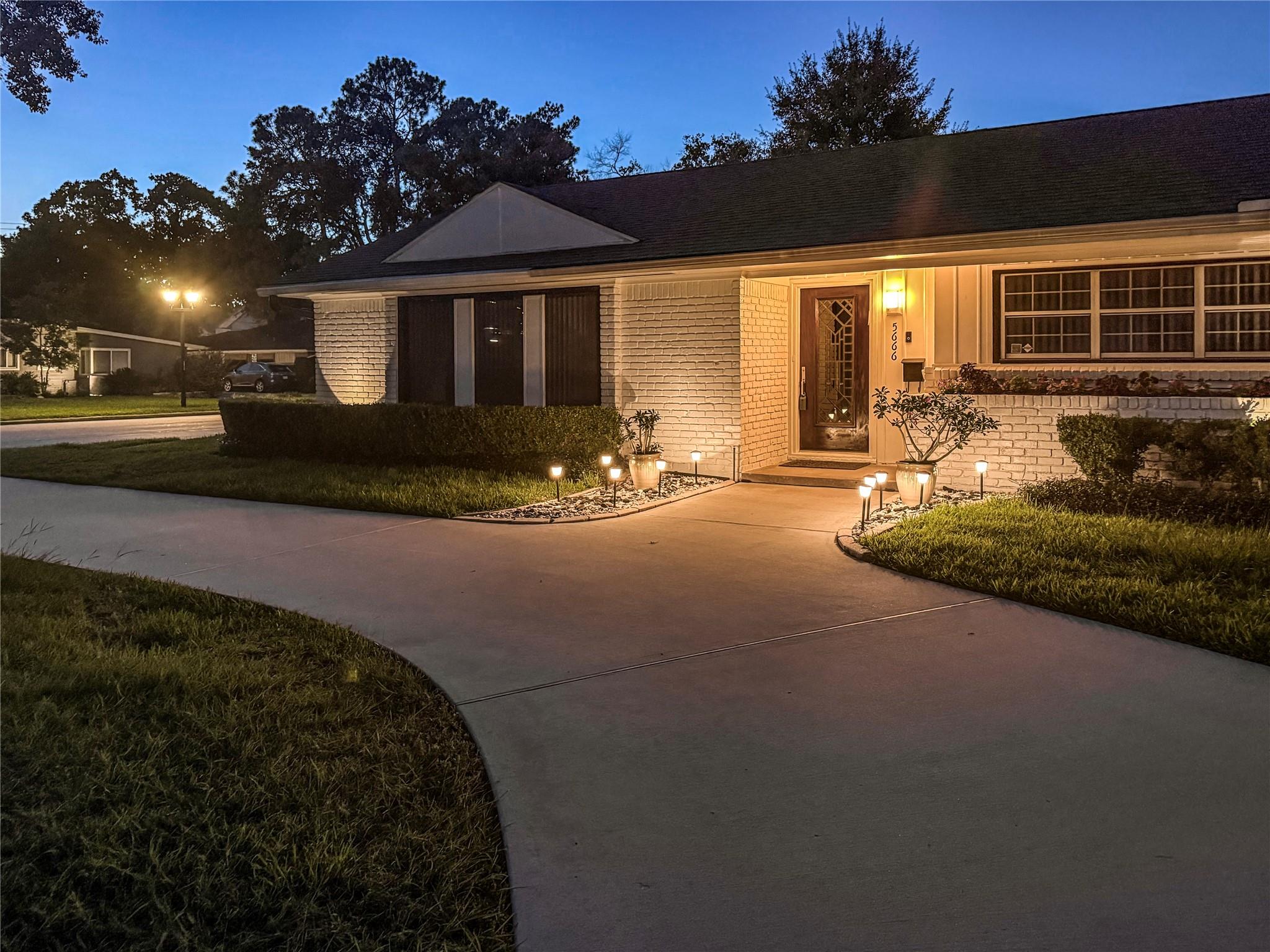 5666 Overbrook Lane