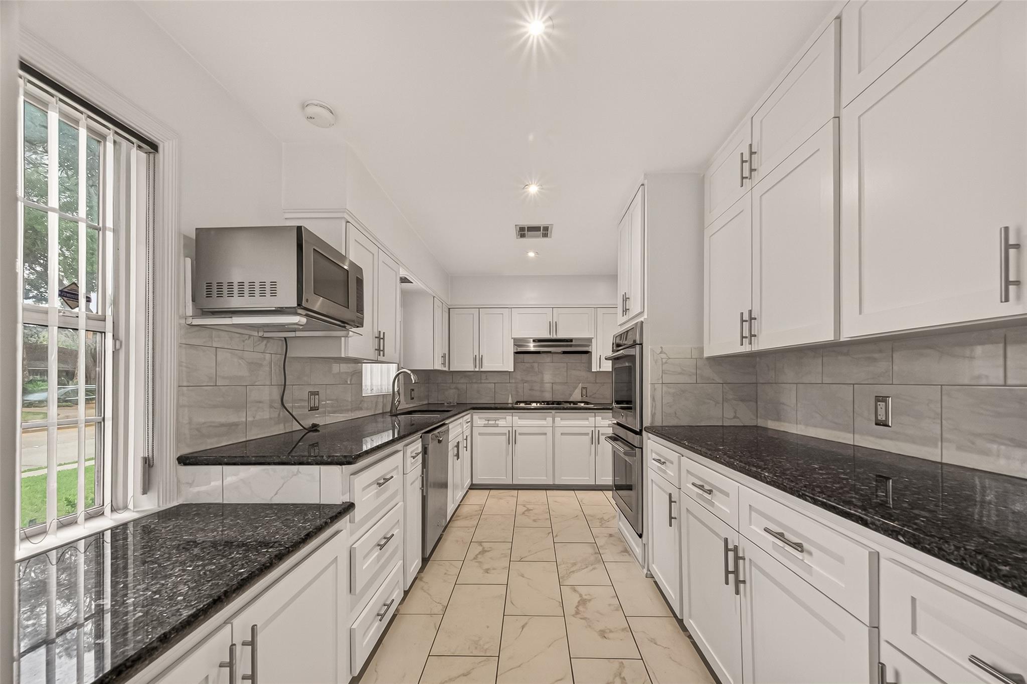 5666 Overbrook Lane
