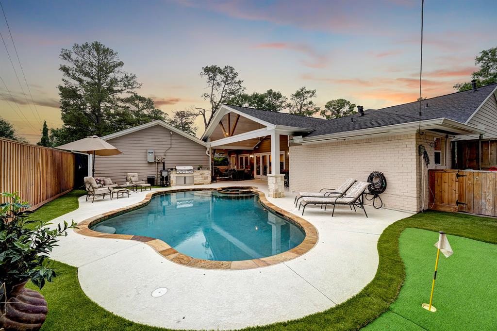 4402 Deer Lodge Drive