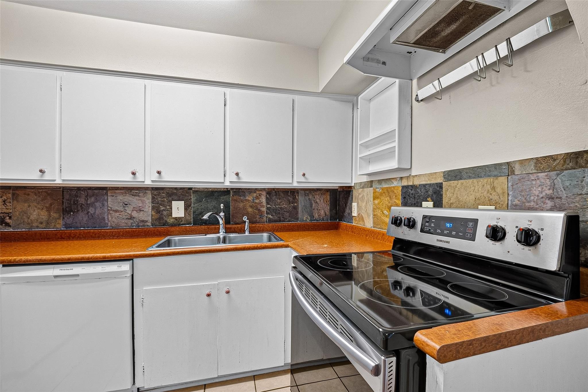 3930 W Alabama Street # 8
