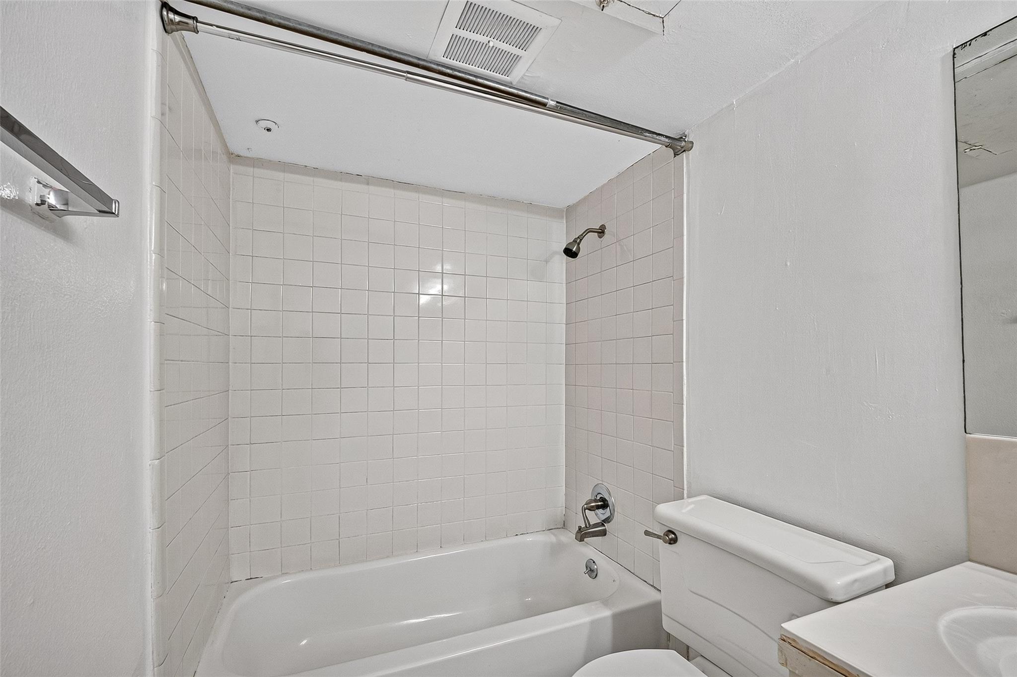 3930 W Alabama Street # 8