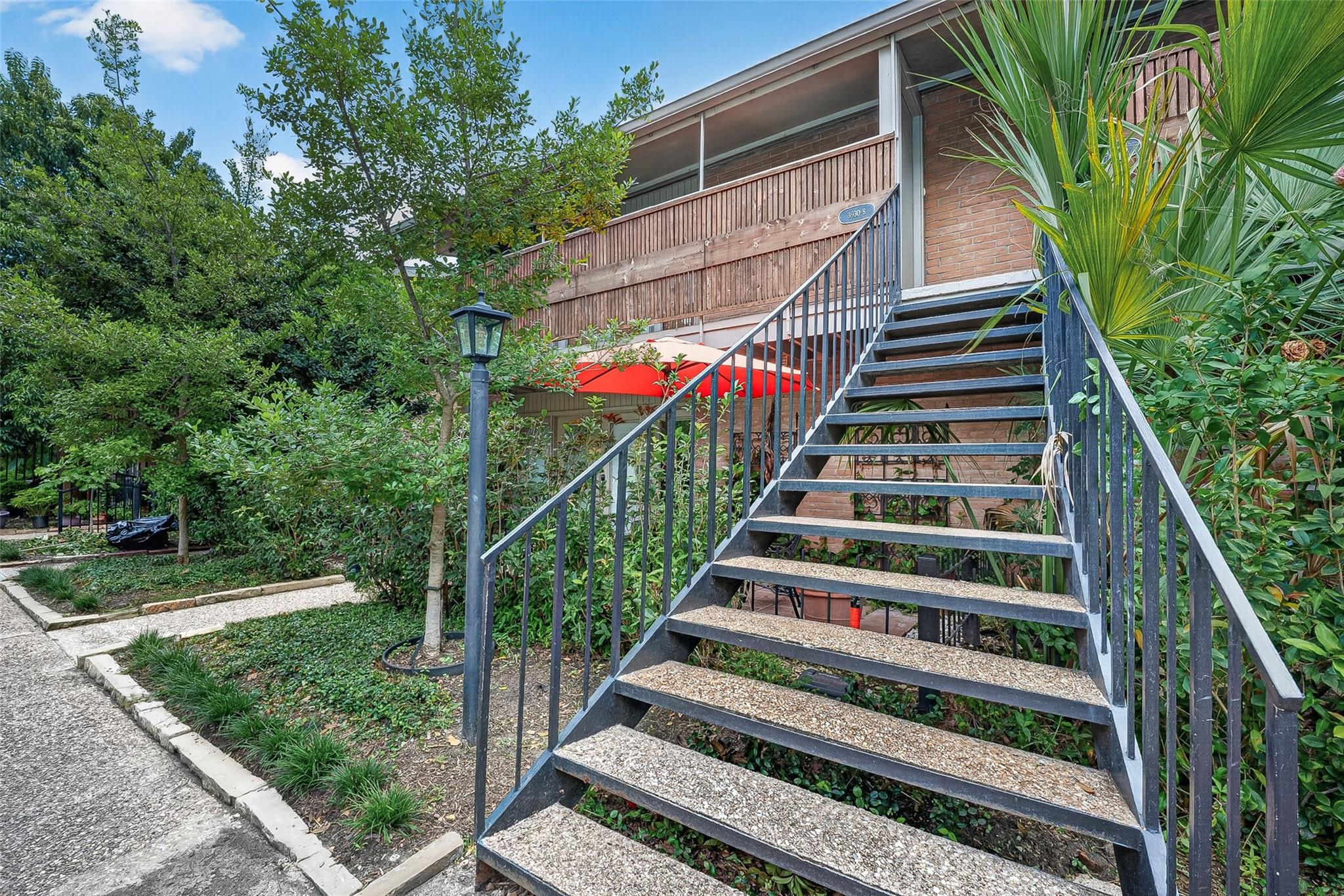 3930 W Alabama Street # 8