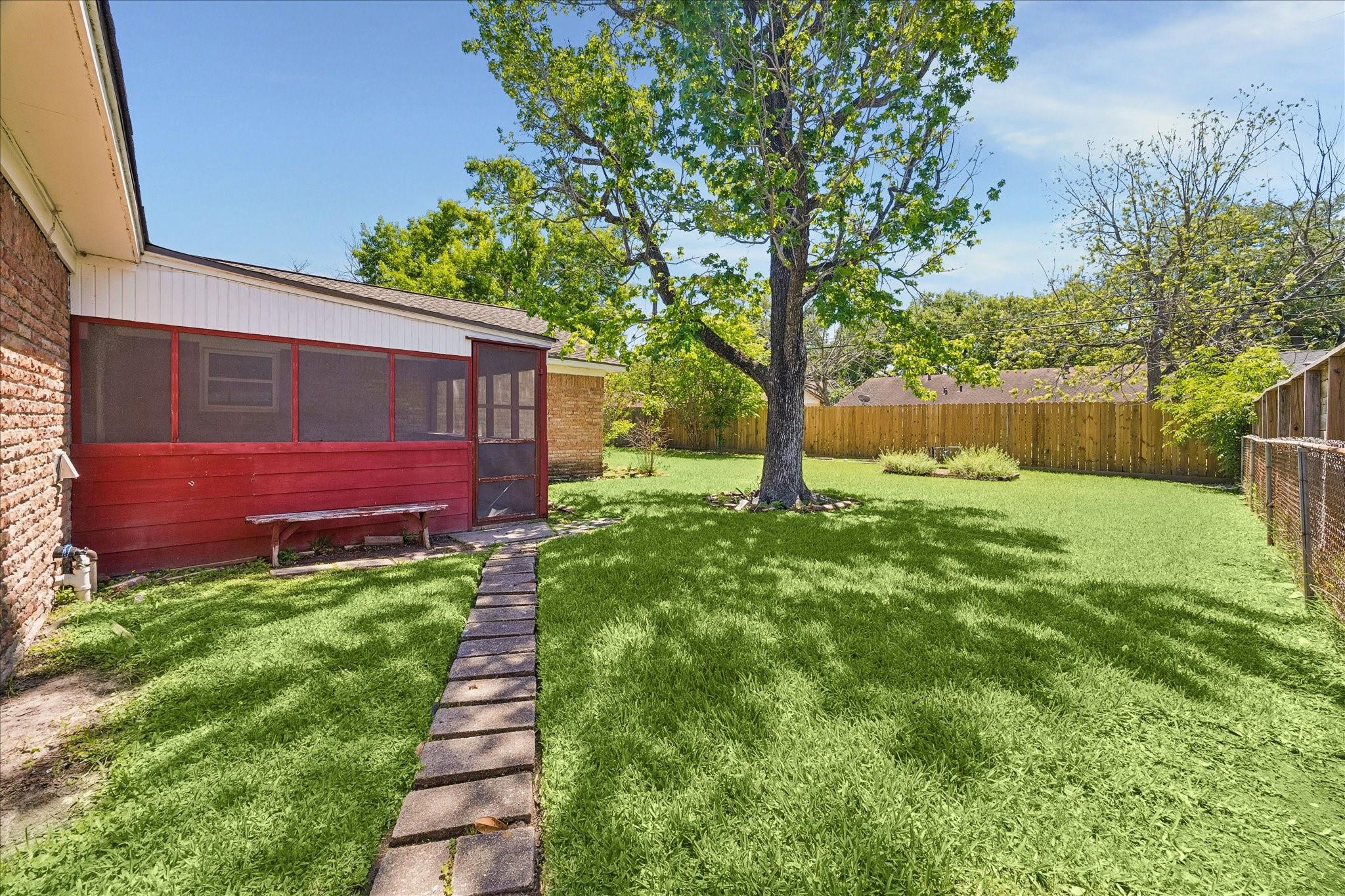 9623 Vogue Lane
