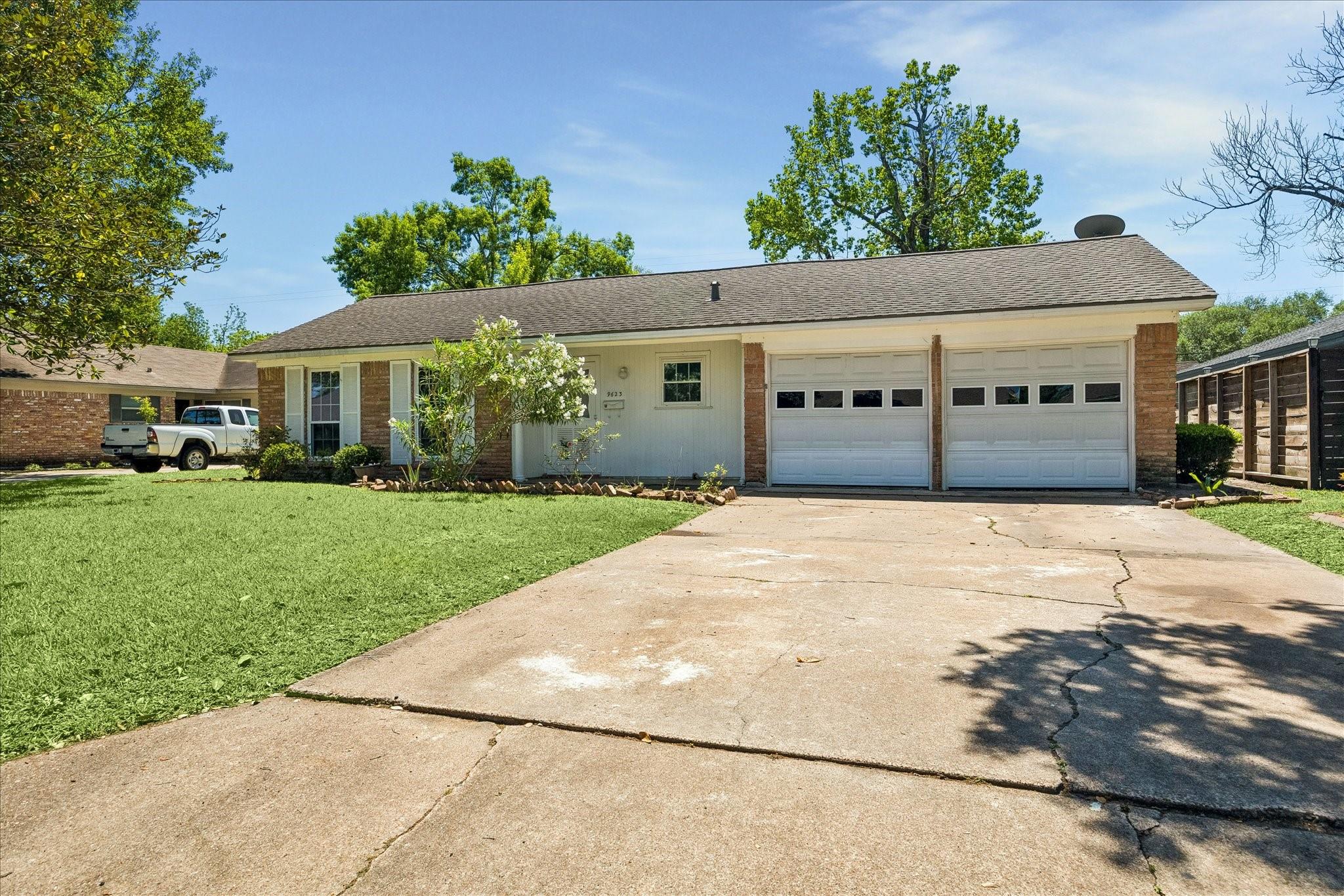 9623 Vogue Lane