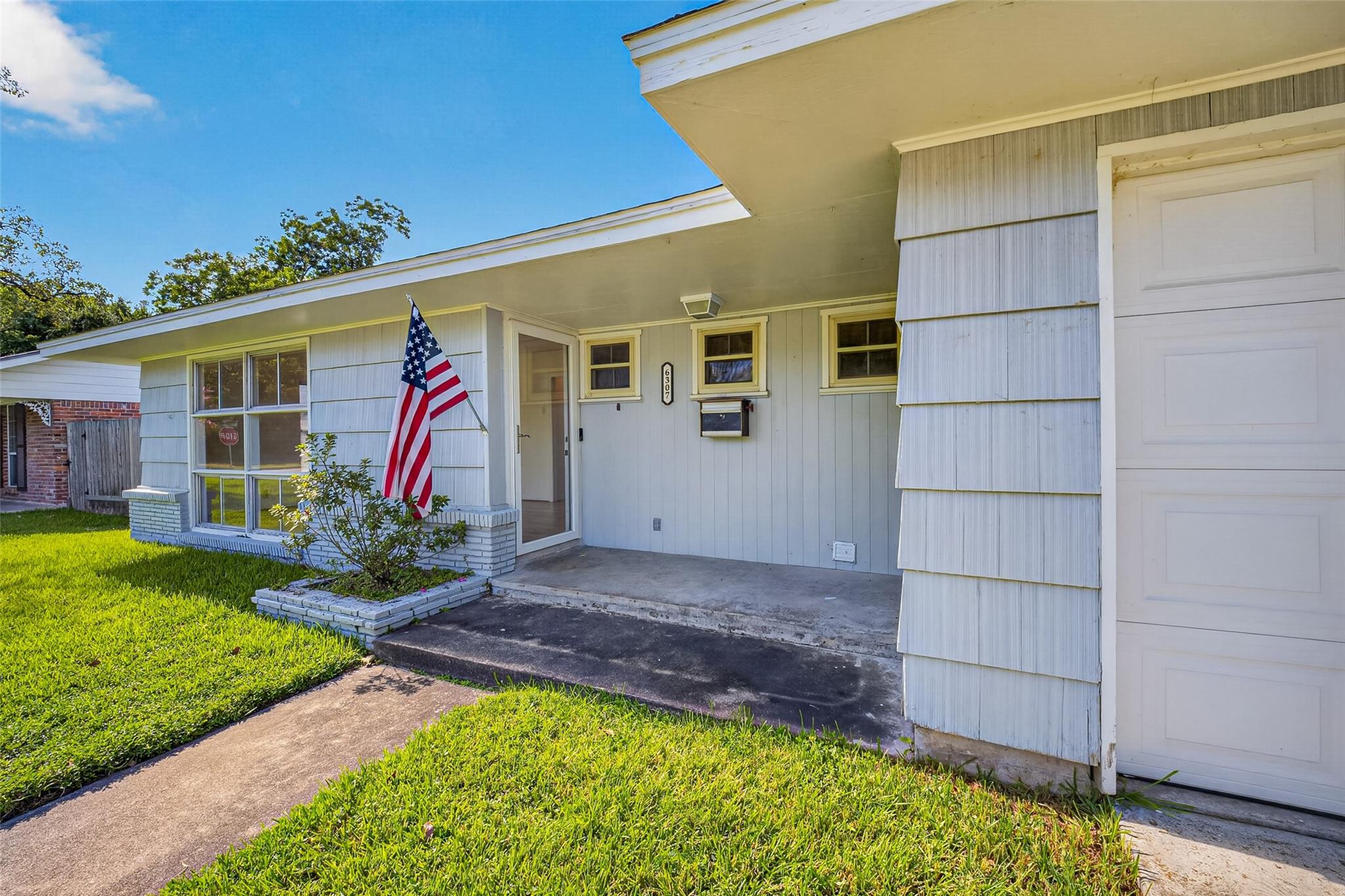 6307 Pineshade Lane