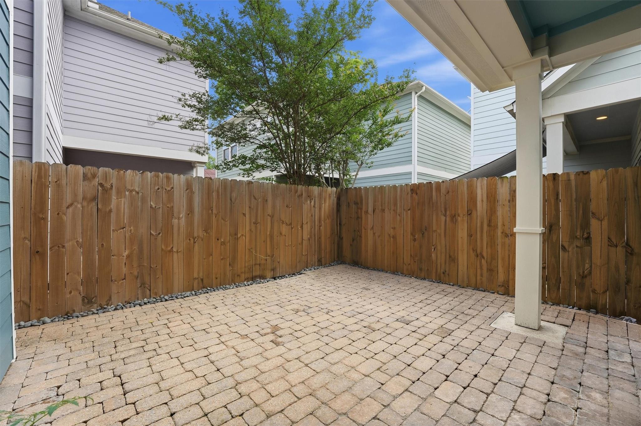 917 W 23rd Street