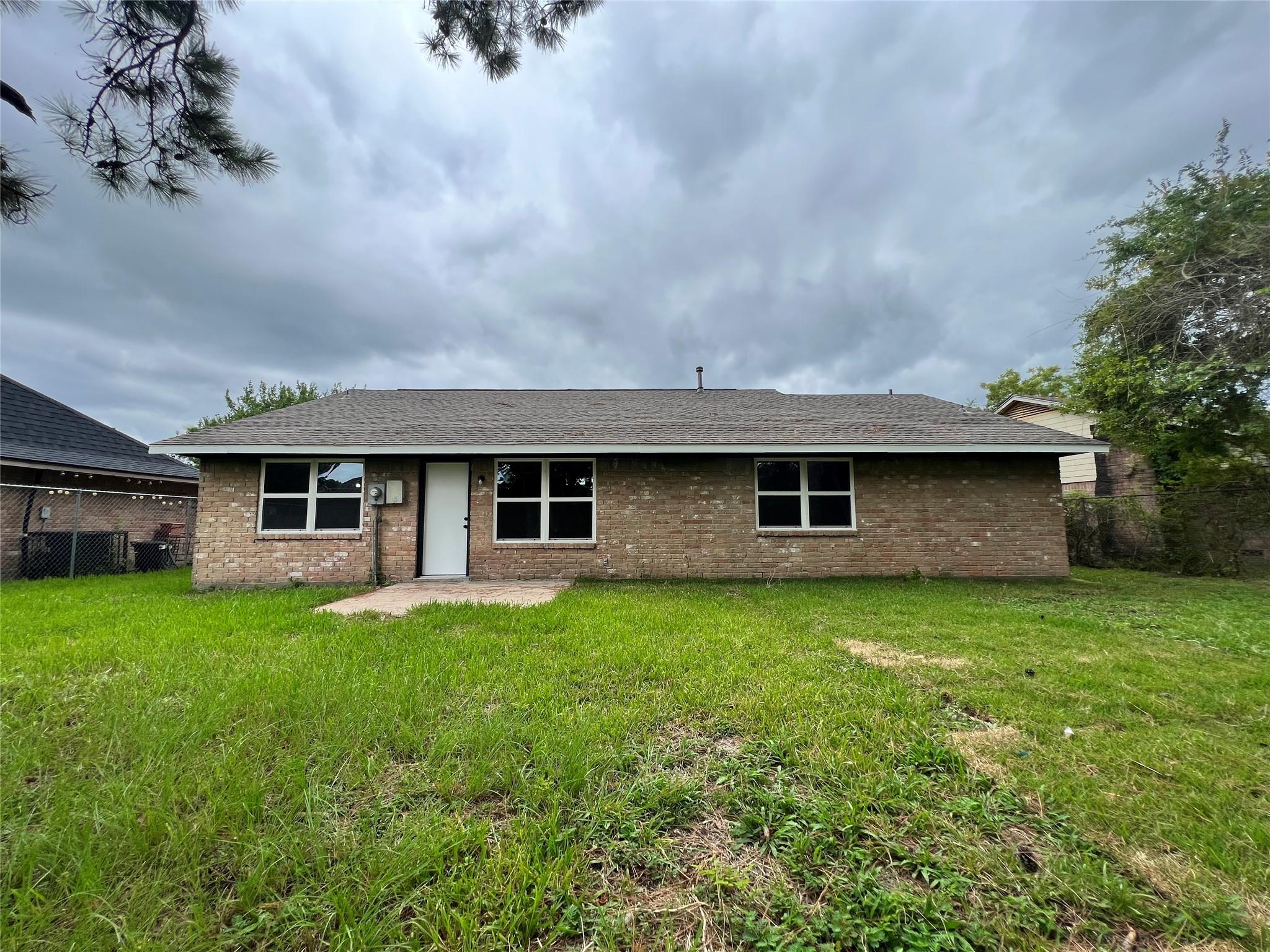 7110 Ensworth Drive