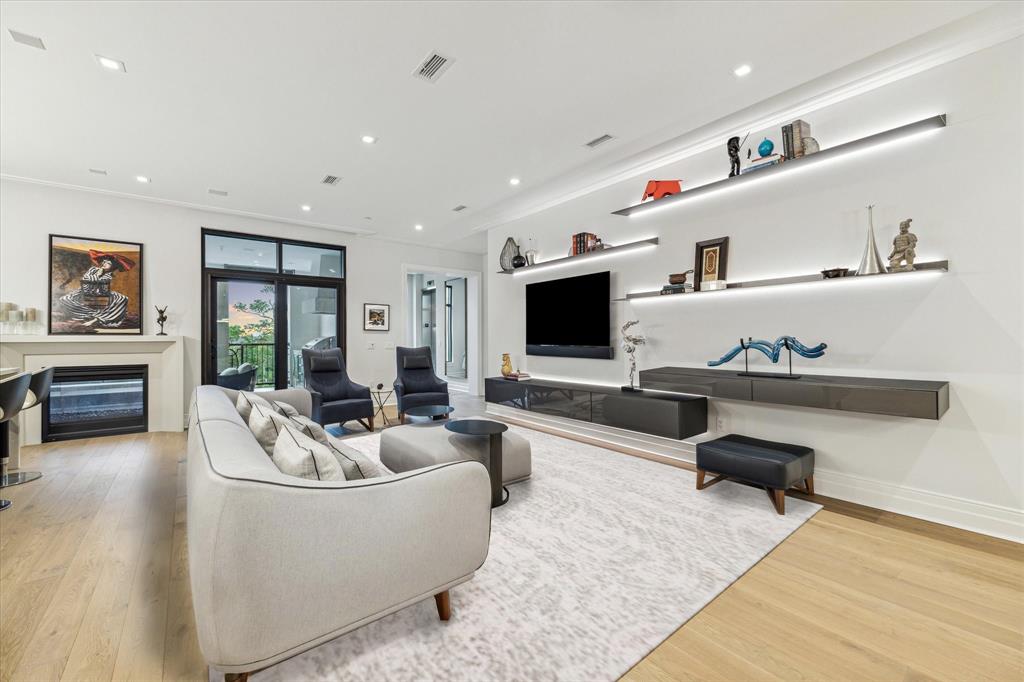 6017 Memorial Drive # 606