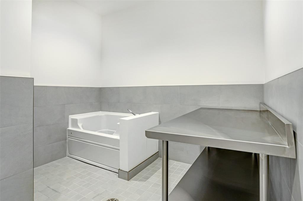 6017 Memorial Drive # 606