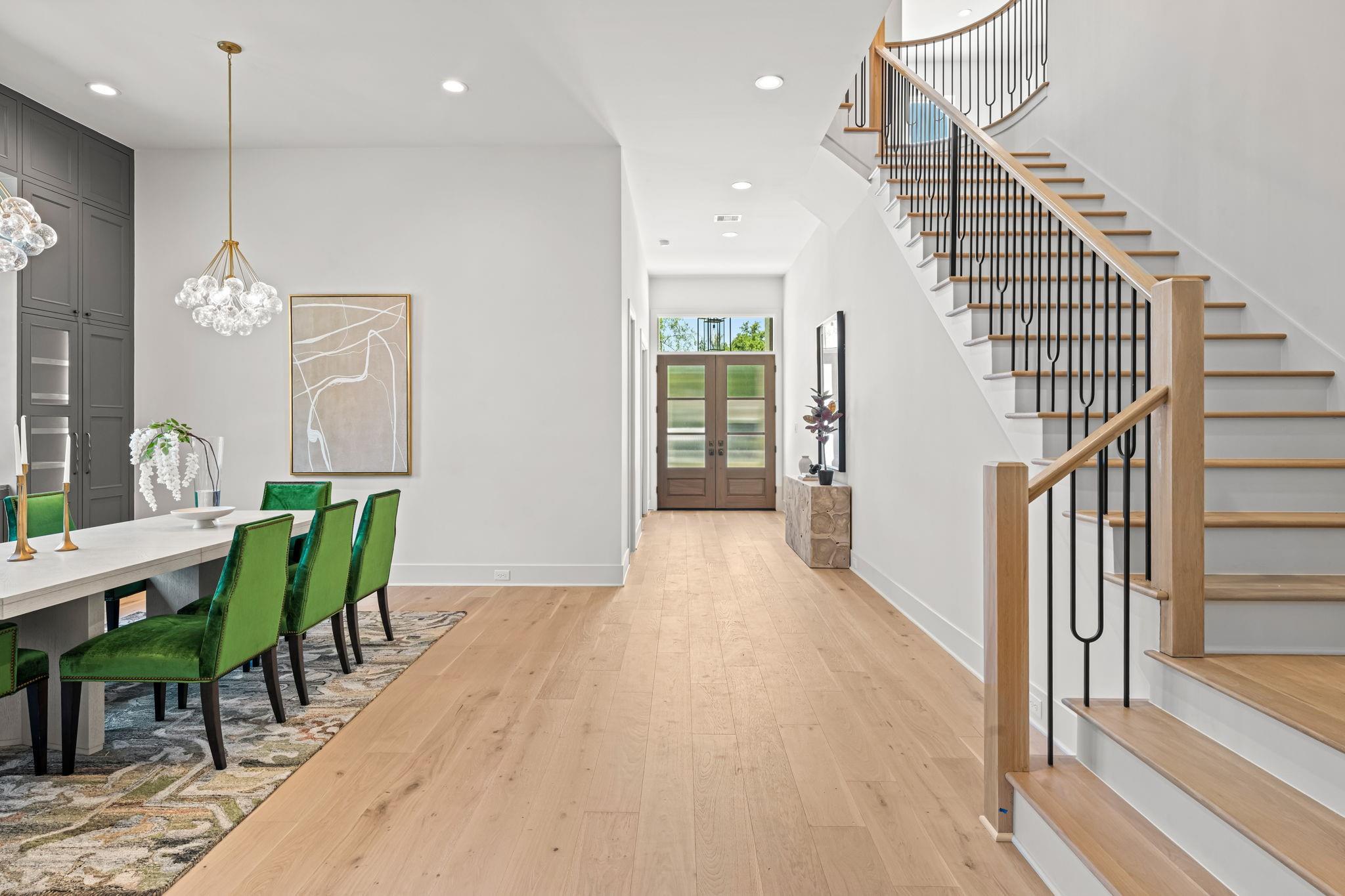 1414 Chamboard Lane