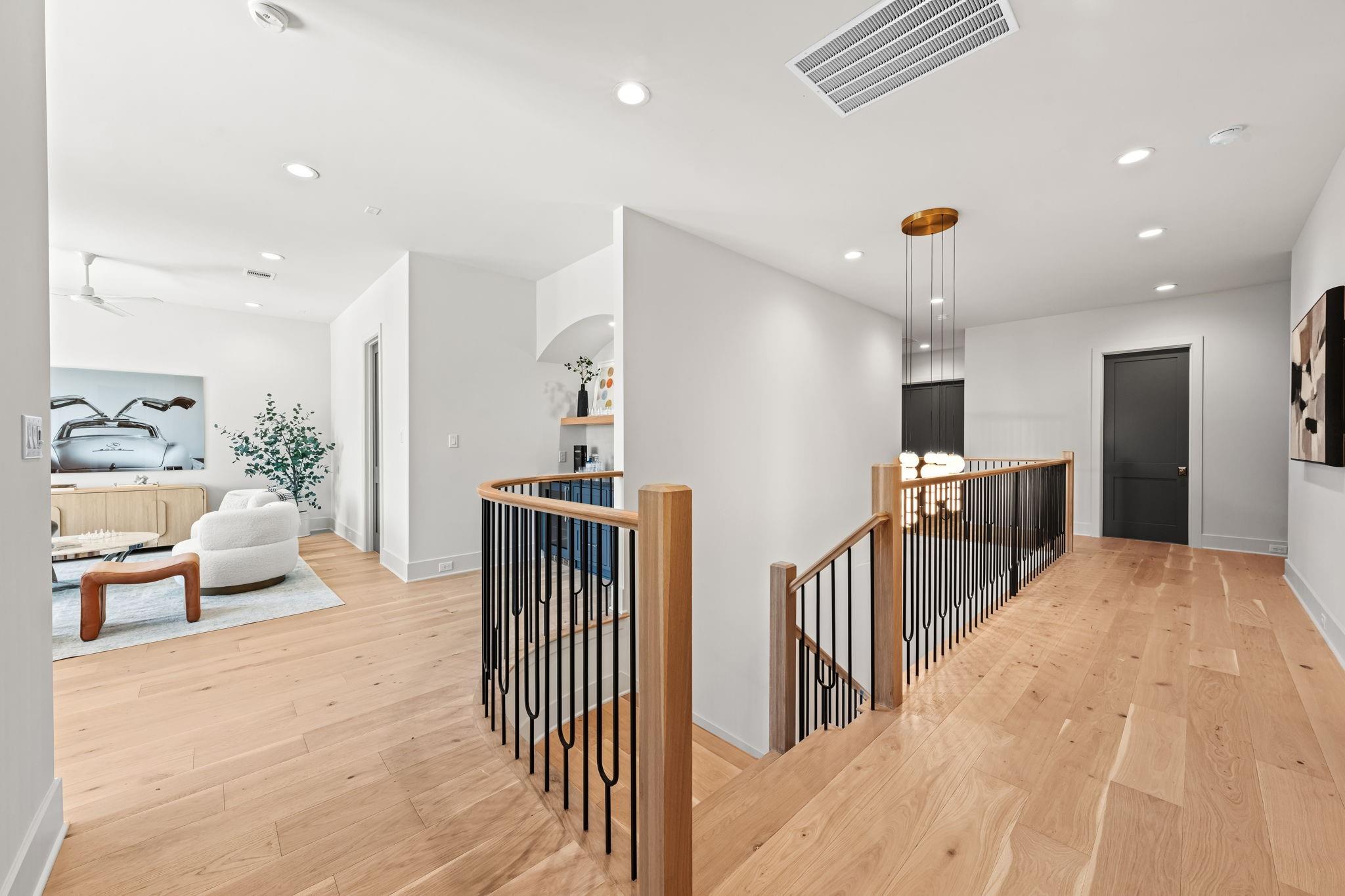 1414 Chamboard Lane