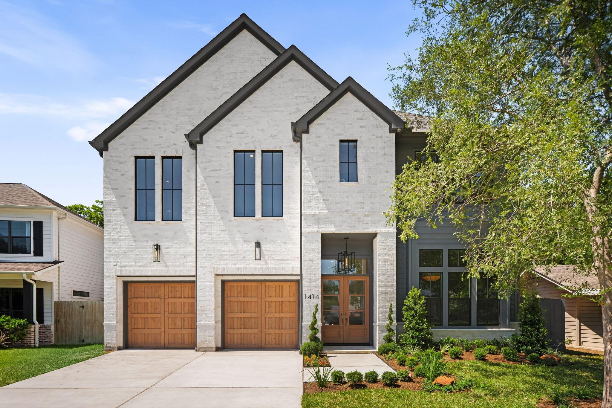 1414 Chamboard Lane