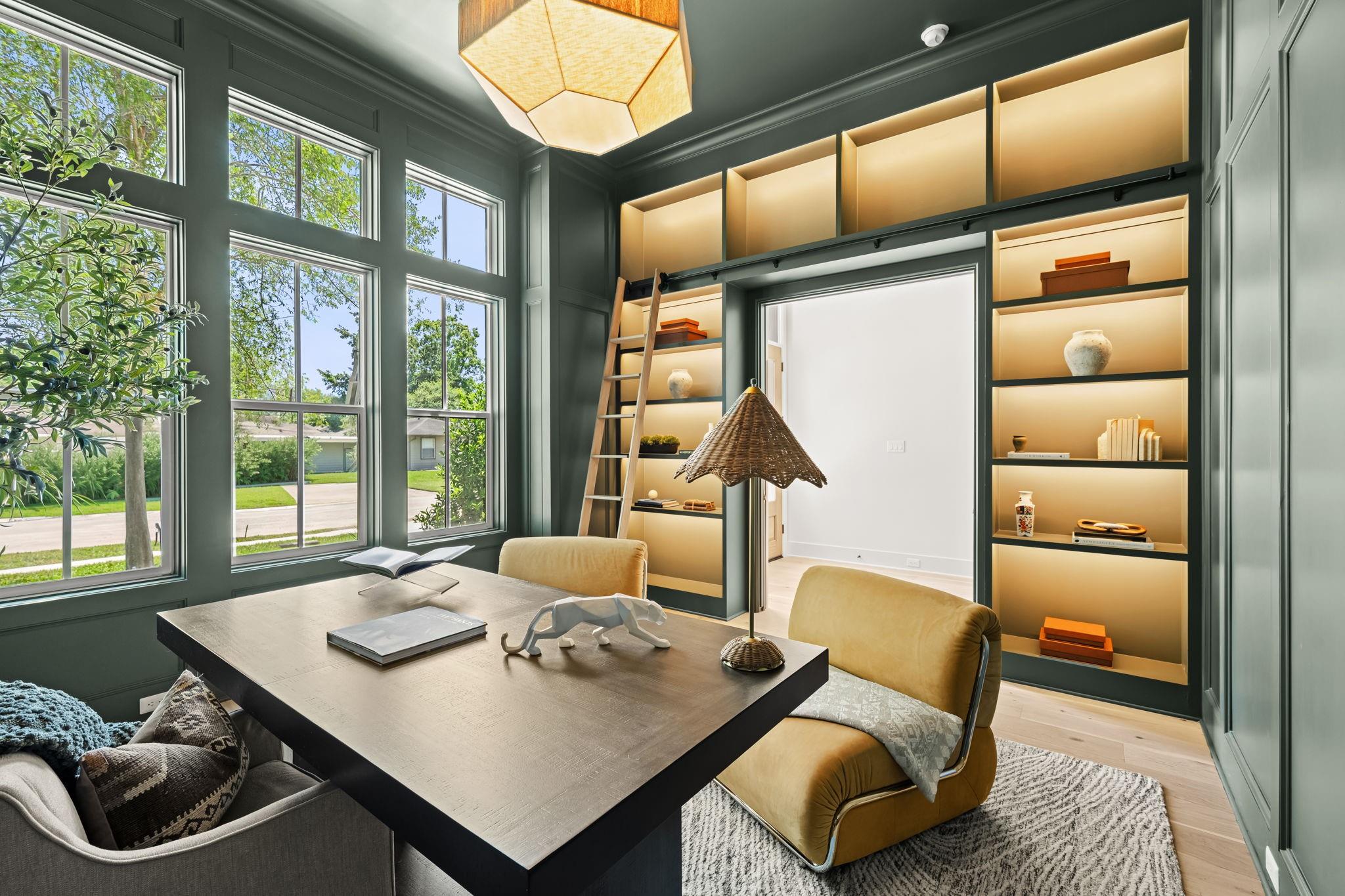 1414 Chamboard Lane