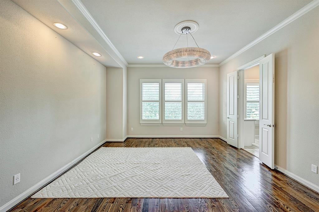 10920 Wrenwood Manor