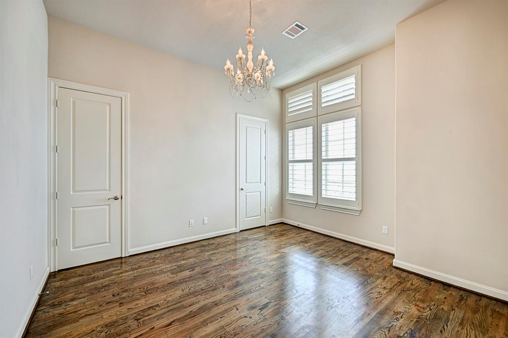 10920 Wrenwood Manor