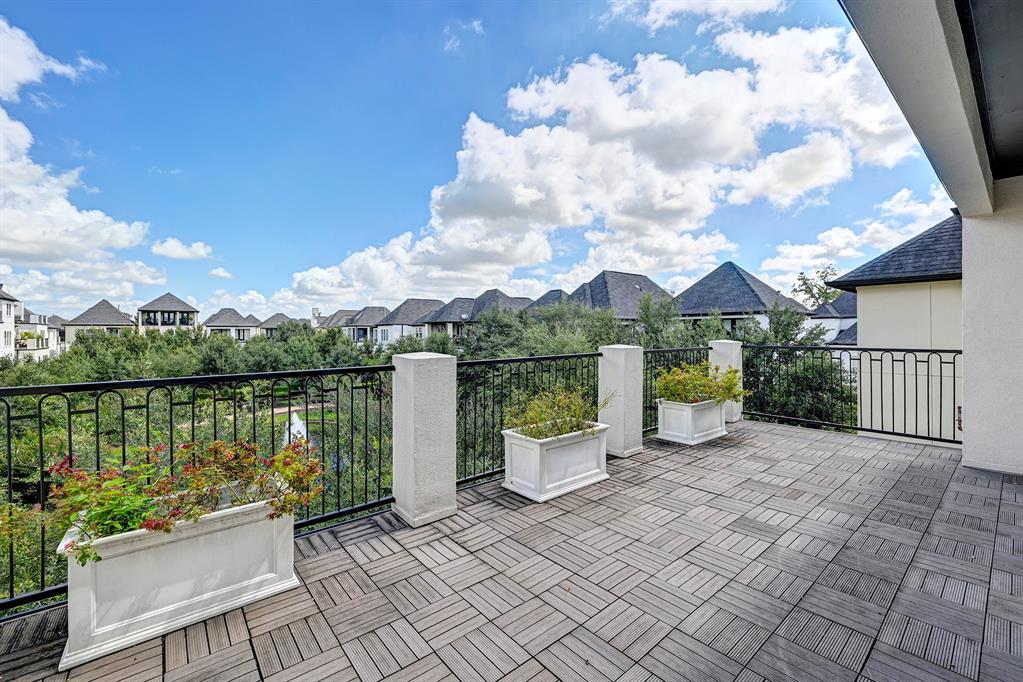 10920 Wrenwood Manor