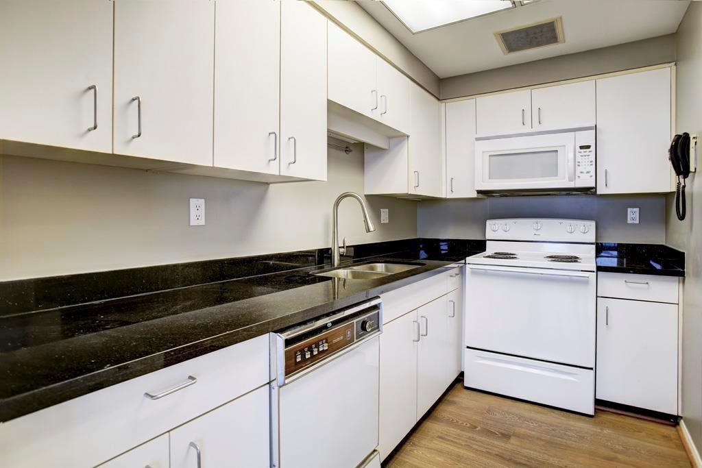 2001 Holcombe Boulevard # 2004