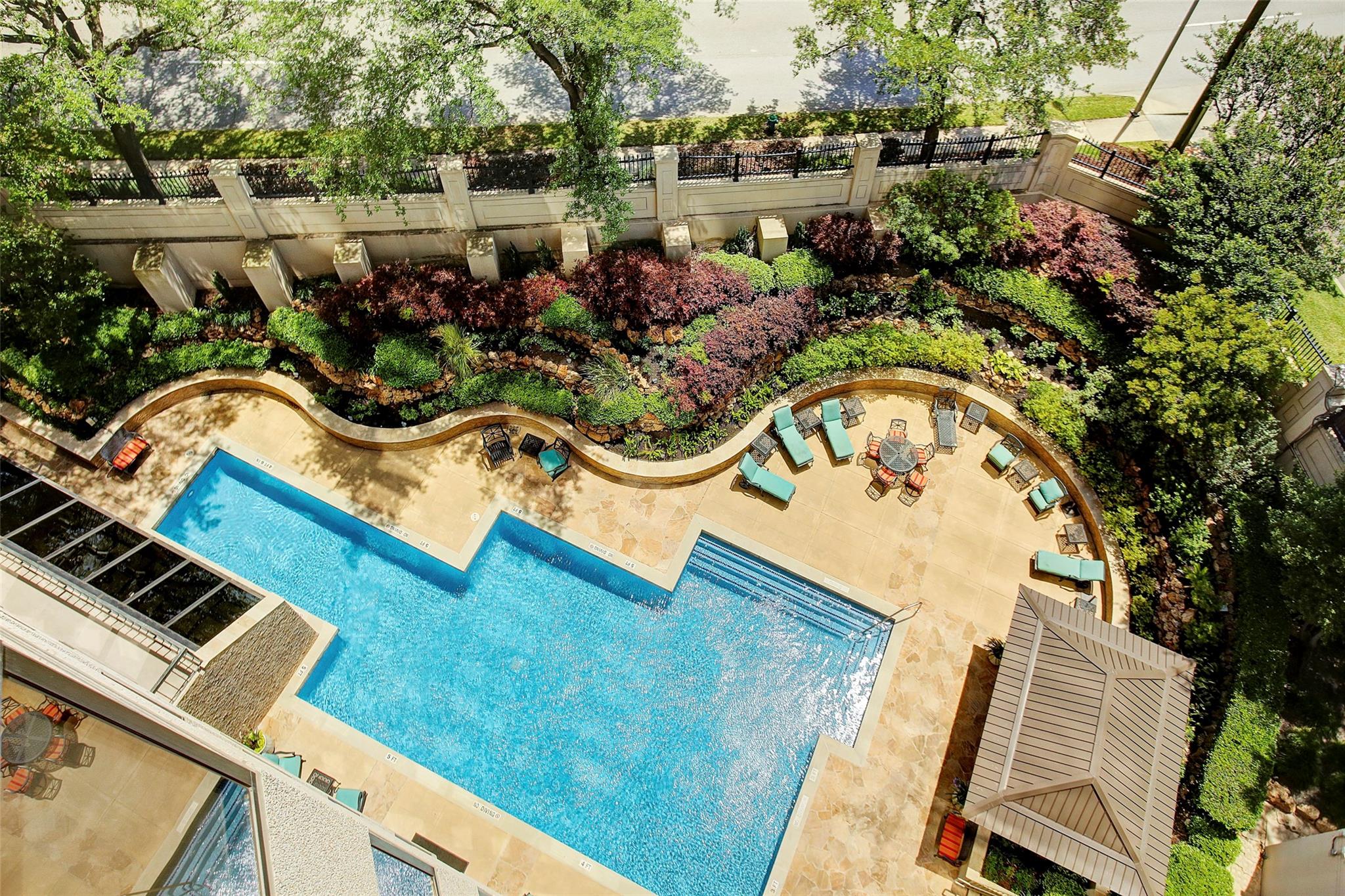 2001 Holcombe Boulevard # 2004