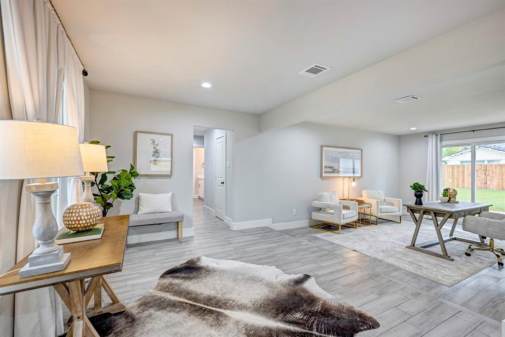 10607 Deerwood Road
