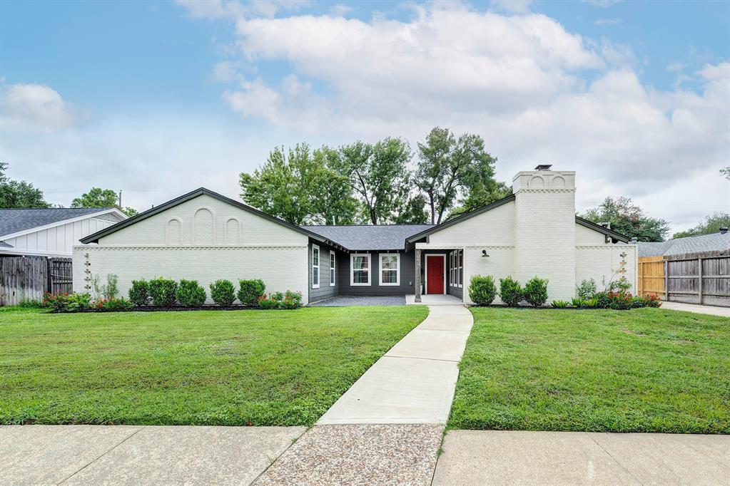 10607 Deerwood Road